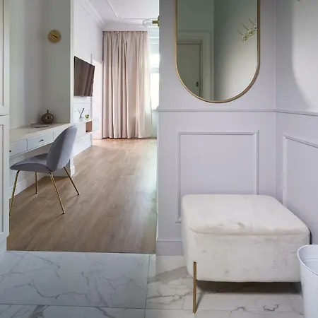 Apartament Sun & By Oneapartments Premium *